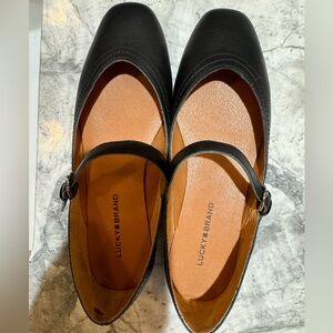 Lucky Brand Alba Black Mary Jane’s, Size 7